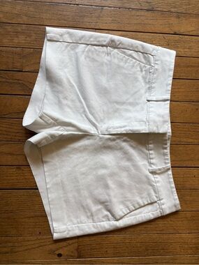 Ann Taylor Petite White and Tan Signature Shorts